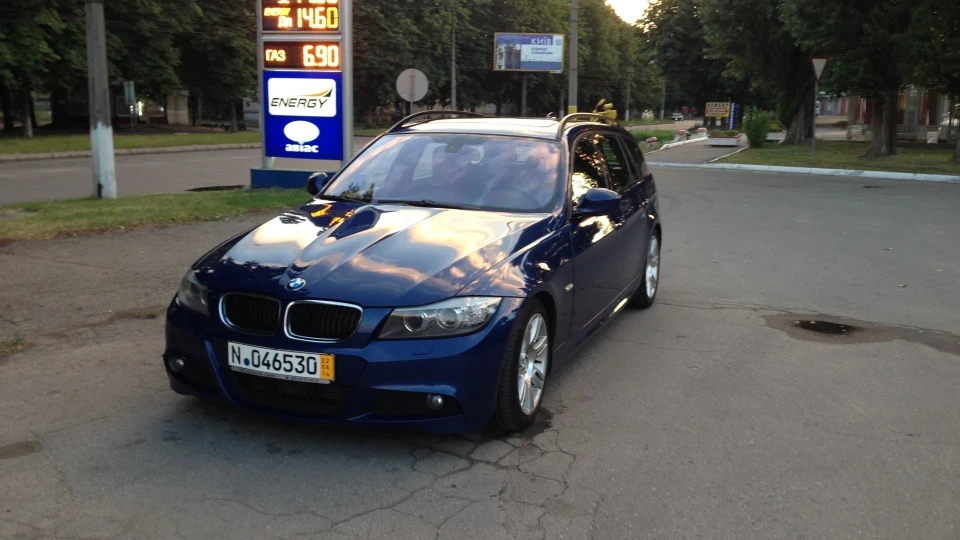 BMW 3 series Touring Leman Blue 3
