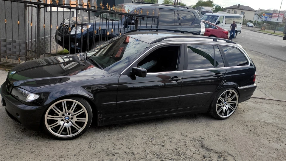 BMW 3 series Touring Паровозна тяга 2
