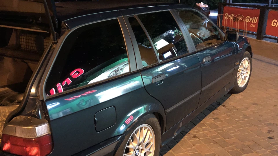 BMW 3 series Touring Перша