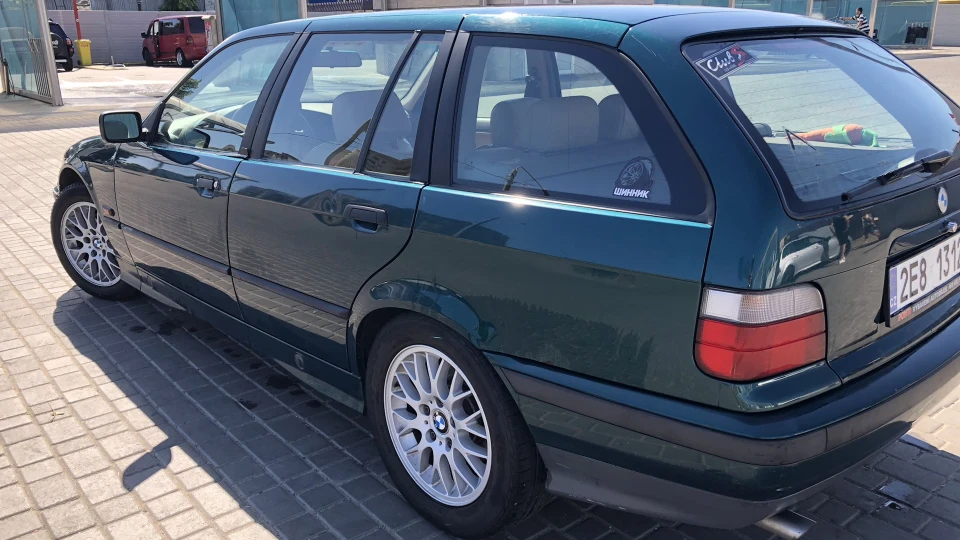 BMW 3 series Touring Перша 5