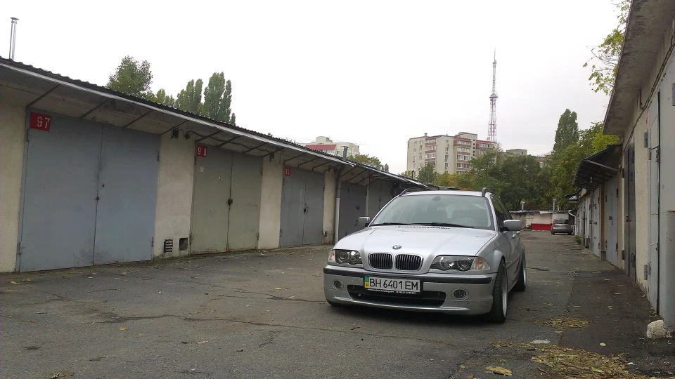 BMW 3 series Touring Позитіff
