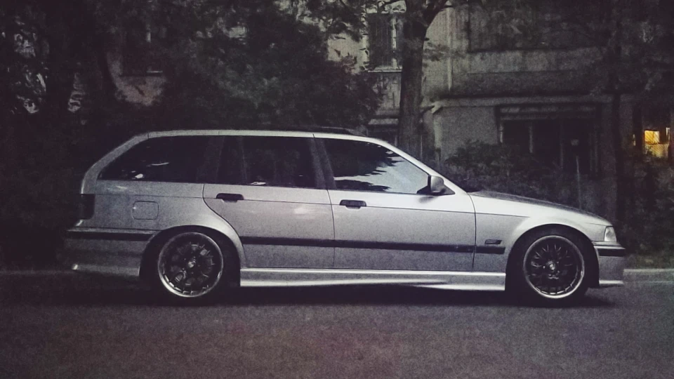 BMW 3 series Touring (Second life) 3