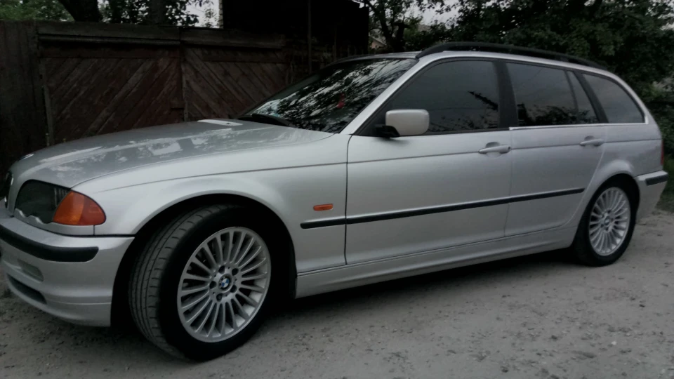 BMW 3 series Touring Сірий металік 3.0 2
