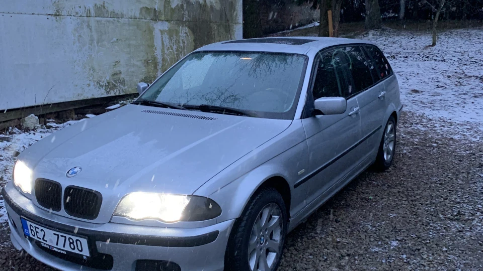 BMW 3 series Touring Сірий