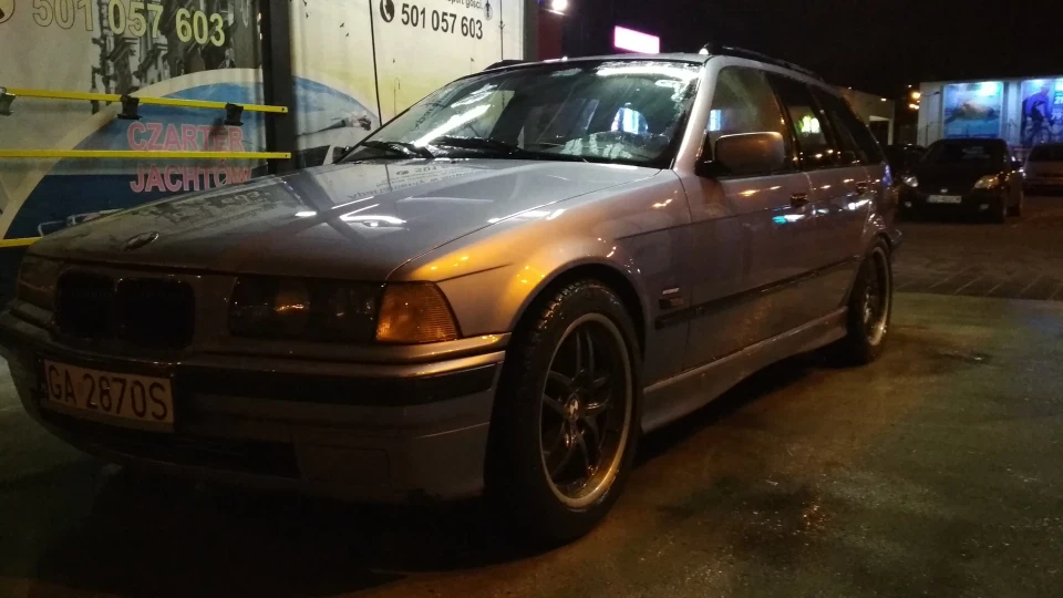 BMW 3 series Touring Вагончег 2
