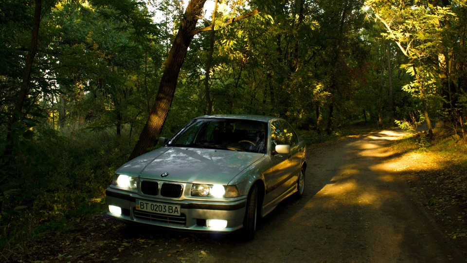 BMW 3 series 2