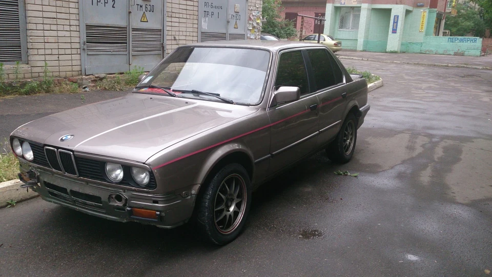 BMW 3 series 2