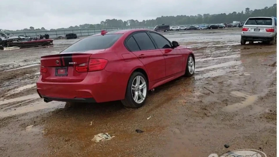 BMW 3 series 2