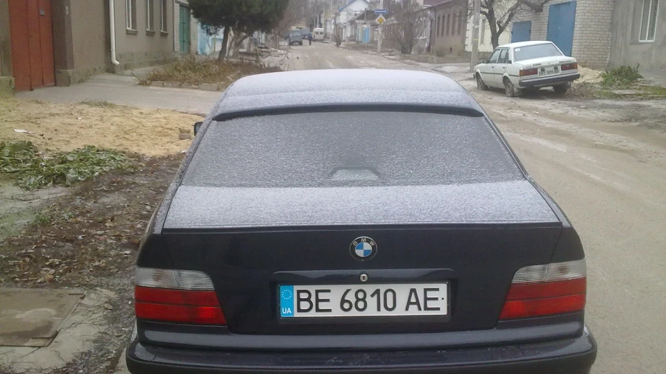 BMW 3 series 2