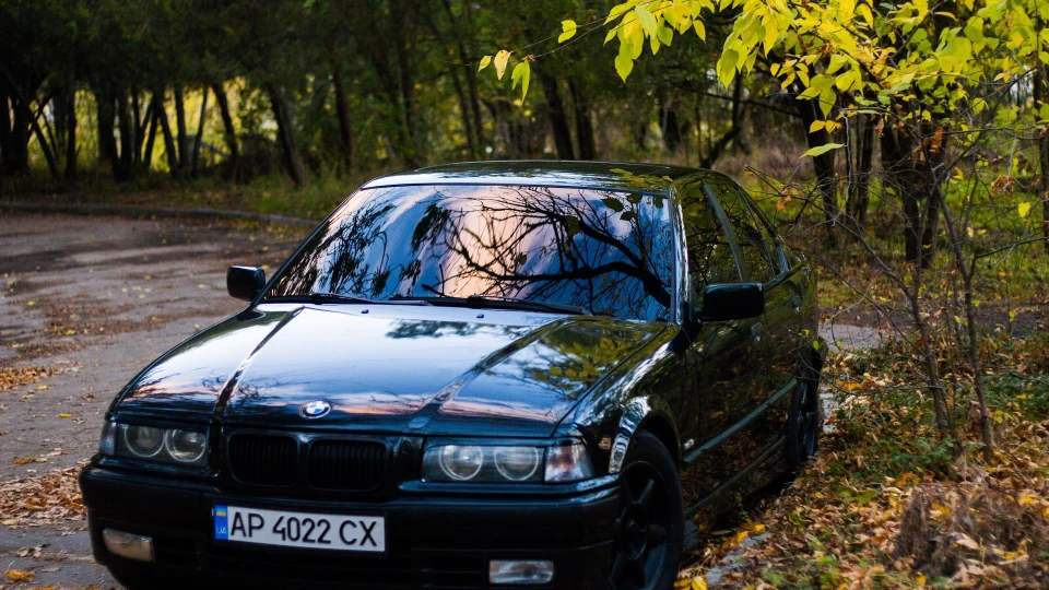 BMW 3 series 2