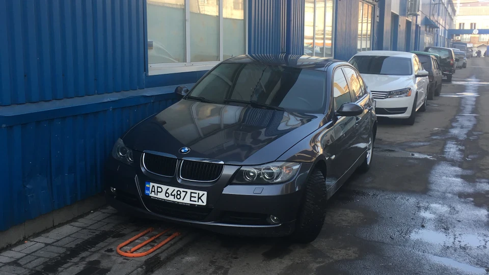 BMW 3 series 2
