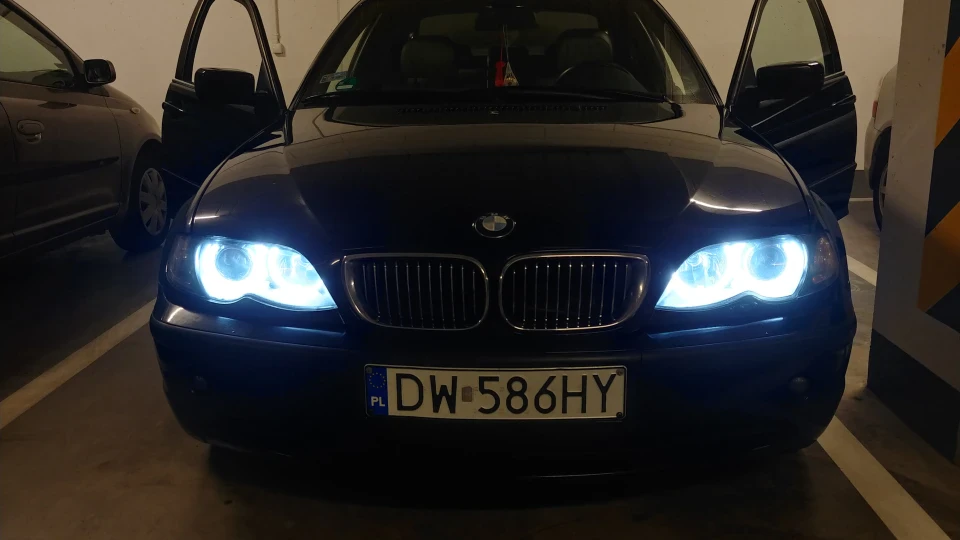 BMW 3 series 2