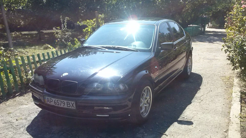 BMW 3 series 2