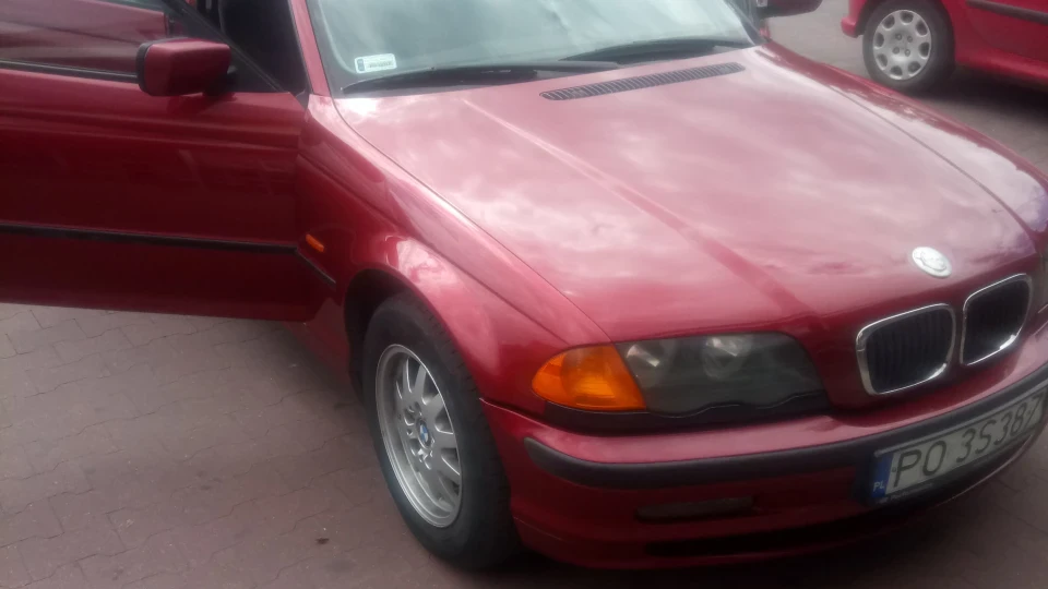 BMW 3 series 2