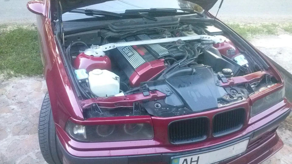 BMW 3 series 2