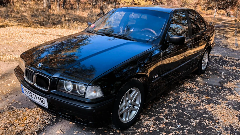 BMW 3 series 2
