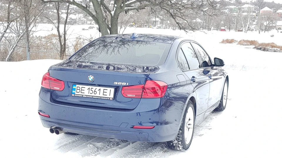 BMW 3 series 2