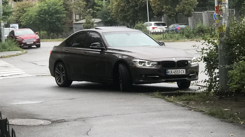 BMW 3 series 2