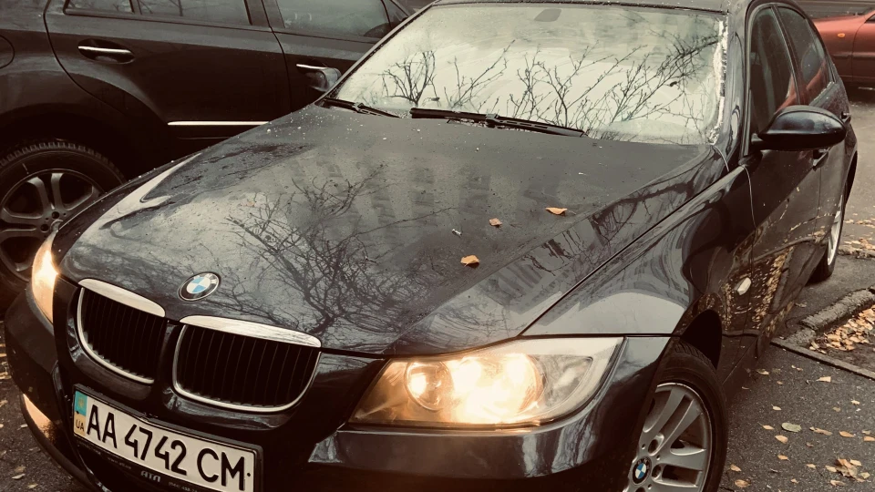 BMW 3 series 2