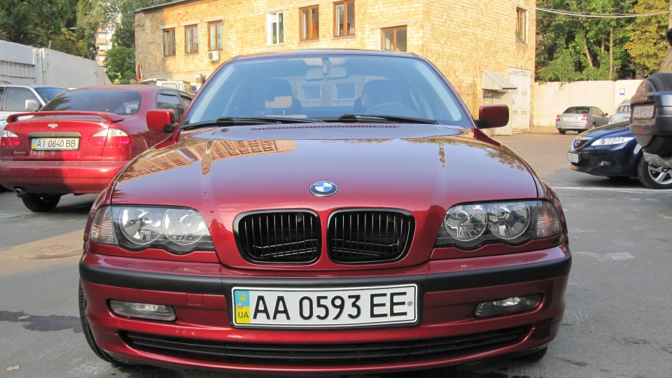 BMW 3 series 2