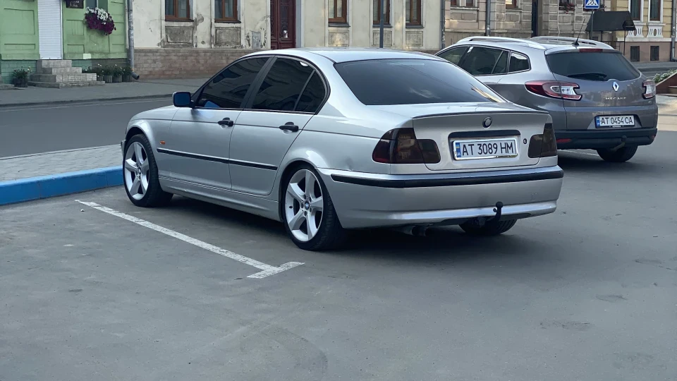 BMW 3 series 4