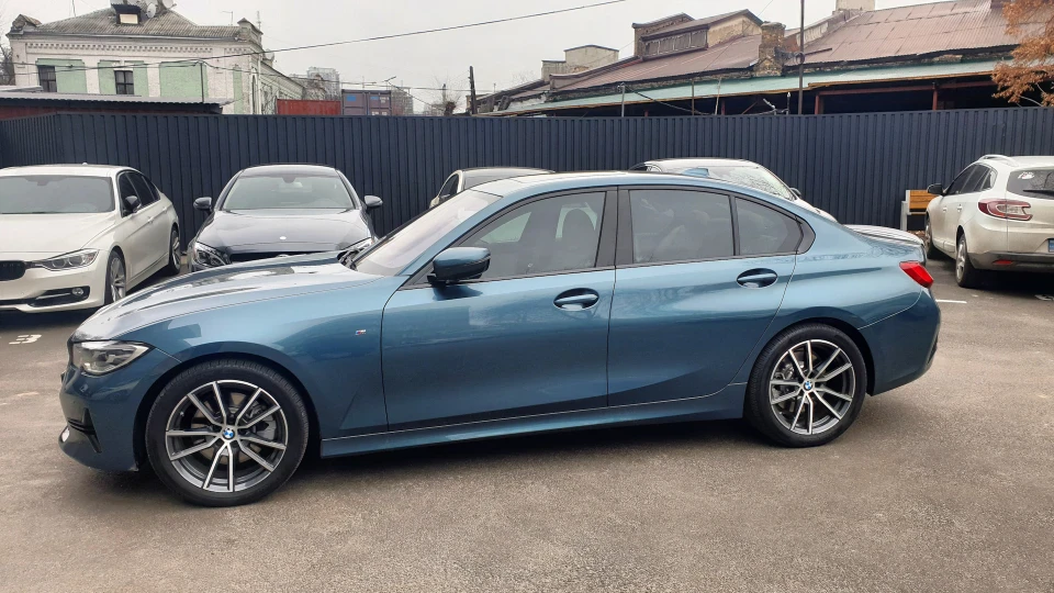 BMW 3 series 4