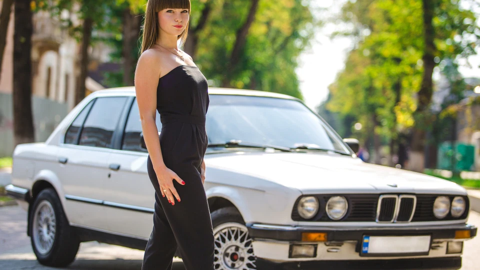 BMW 3 series 2