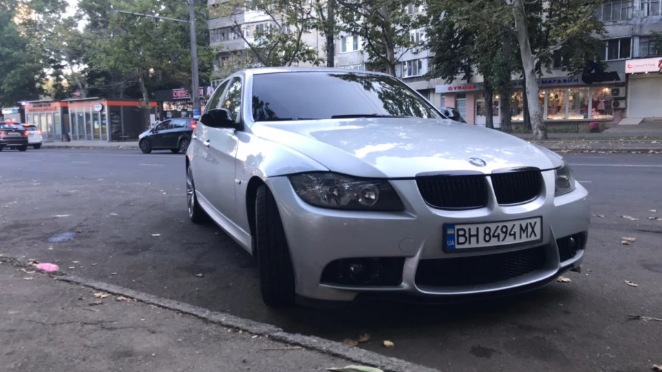 BMW 3 series 2