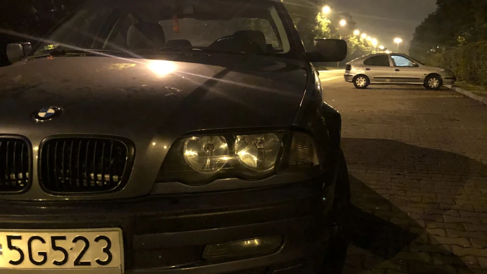 BMW 3 series 2