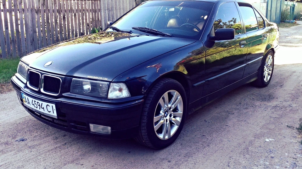 BMW 3 series 2
