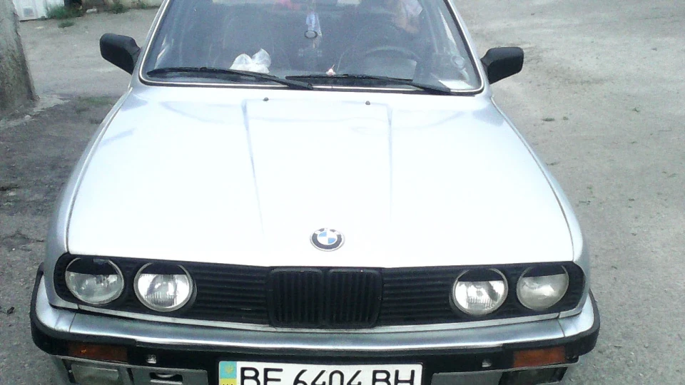 BMW 3 series 2