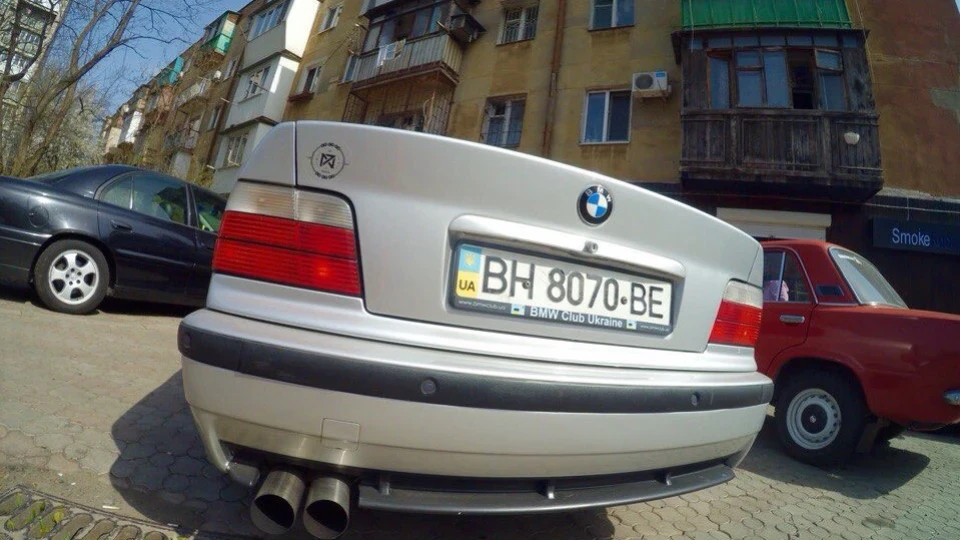 BMW 3 series 2