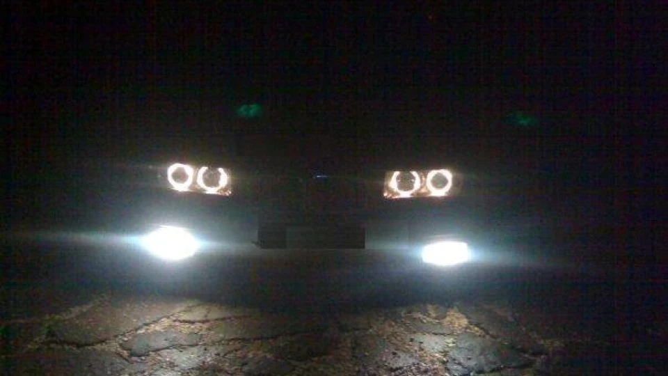 BMW 3 series 2