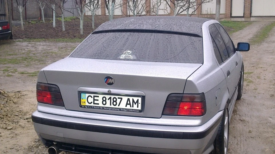 BMW 3 series 2