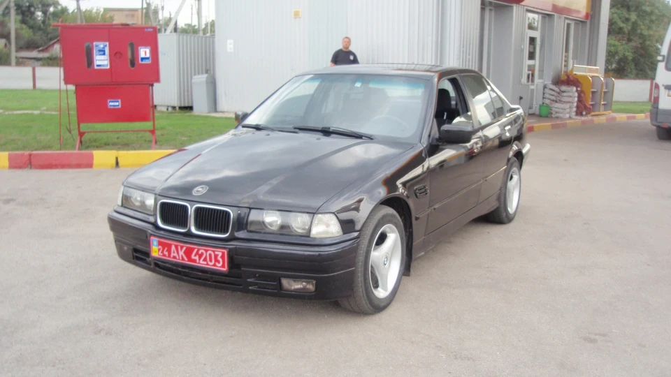 BMW 3 series 2