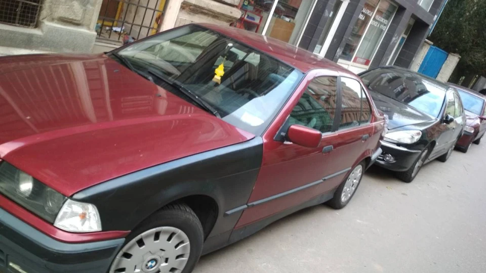 BMW 3 series 2