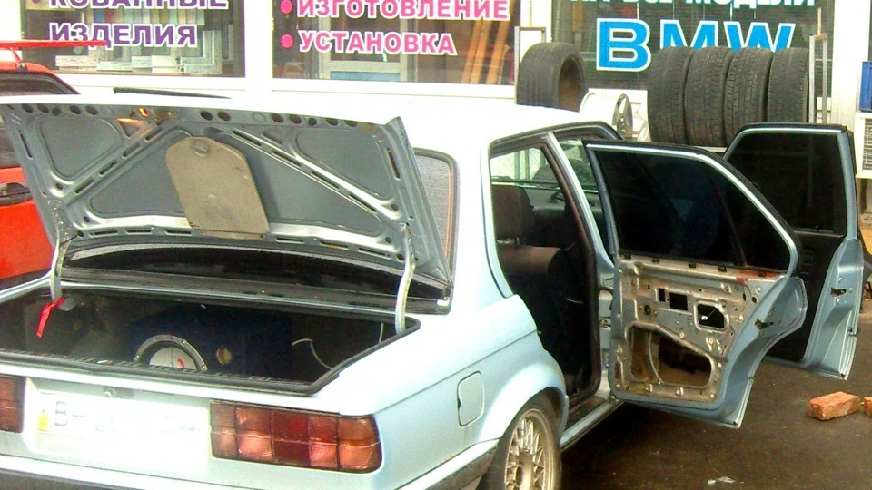 BMW 3 series 2