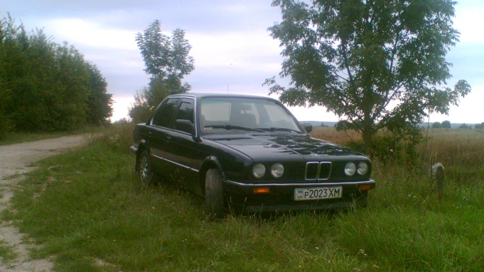BMW 3 series 1,8 4МКПП М10 2