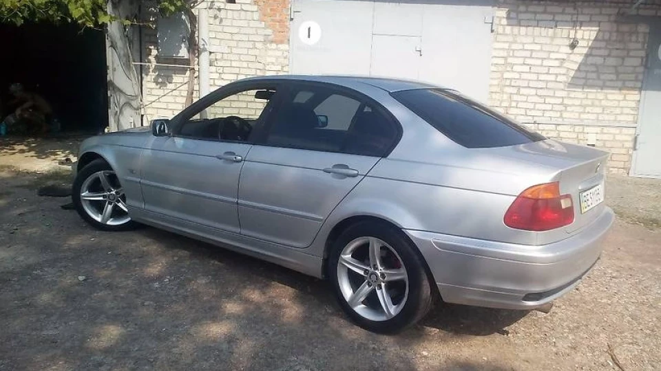 BMW 3 series 1.8 2