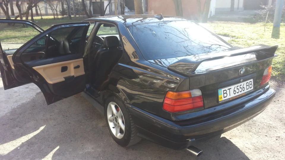 BMW 3 series 1.8si шкіра пика)