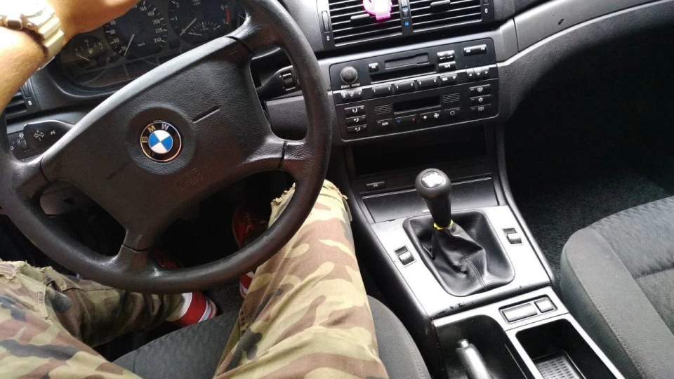 BMW 3 series 1.9 #Black 😎 2