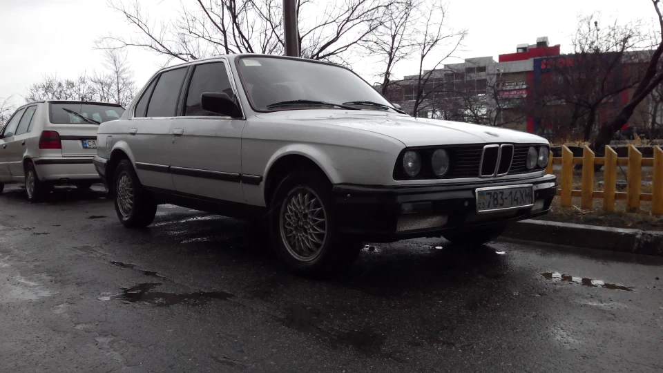 BMW 3 series 2.4 турбо дизель 3