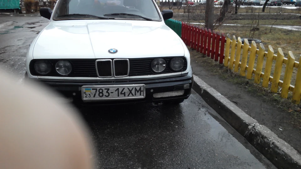 BMW 3 series 2.4 турбо дизель 4