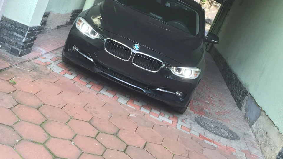BMW 3 series 3.0 твін-турбо 4