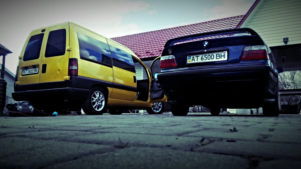 BMW 3 series 318i 5