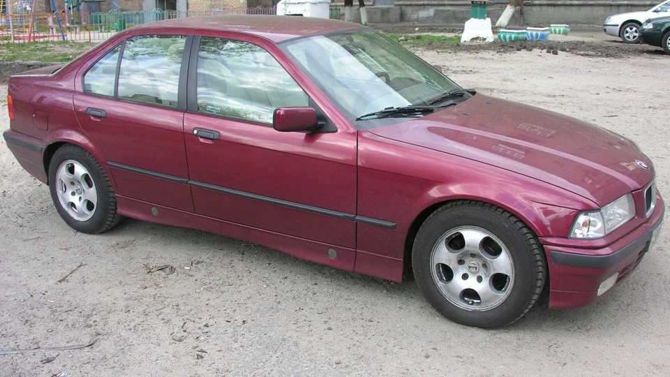 BMW 3 series 318i 4