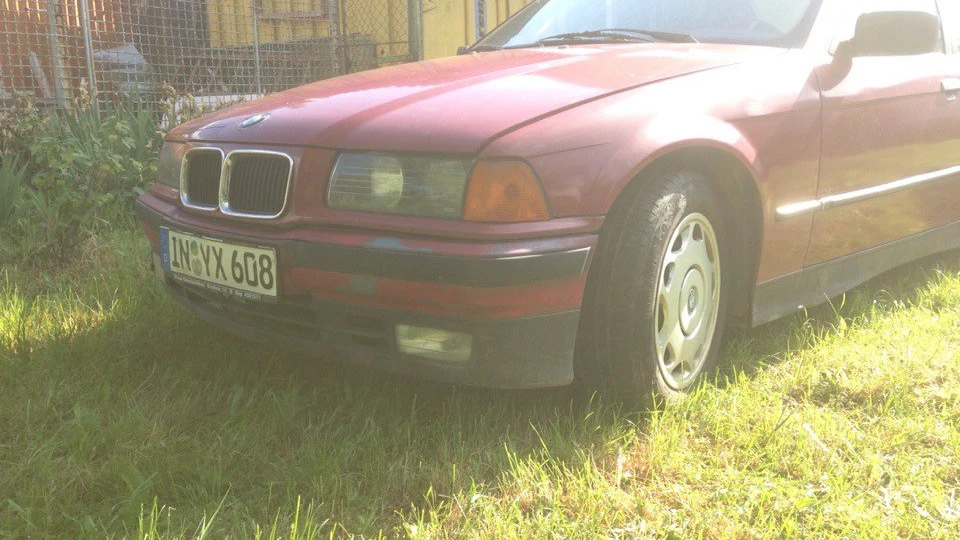 BMW 3 series 318iS E36