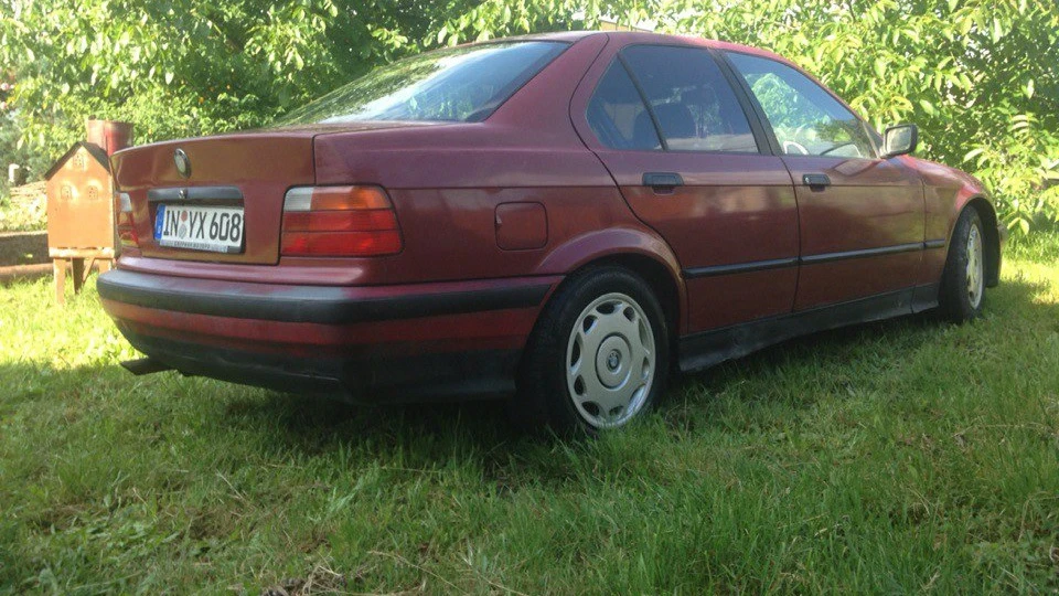 BMW 3 series 318iS E36 3