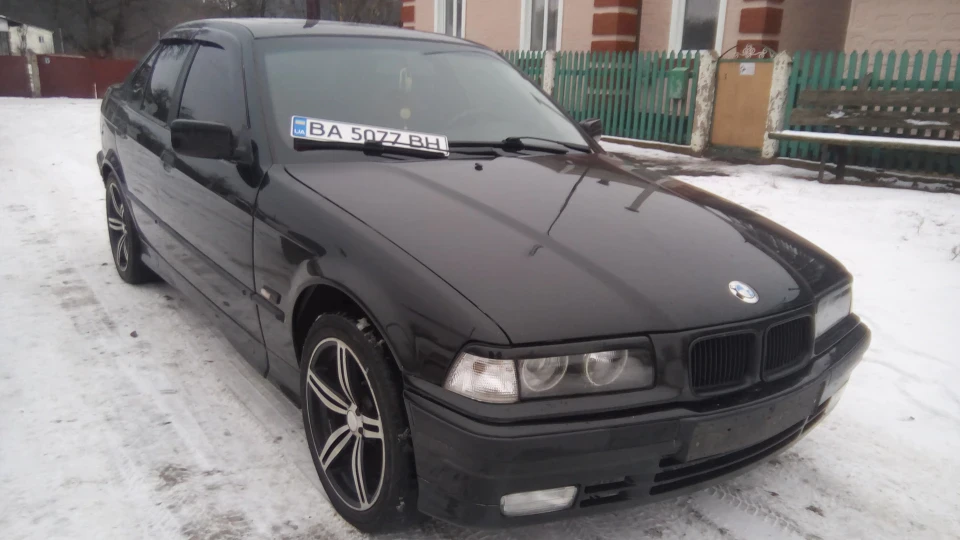 BMW 3 series 318is 4