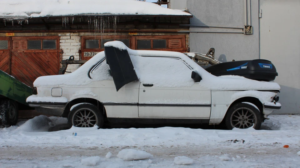 BMW 3 series 320 "Chalky" 3
